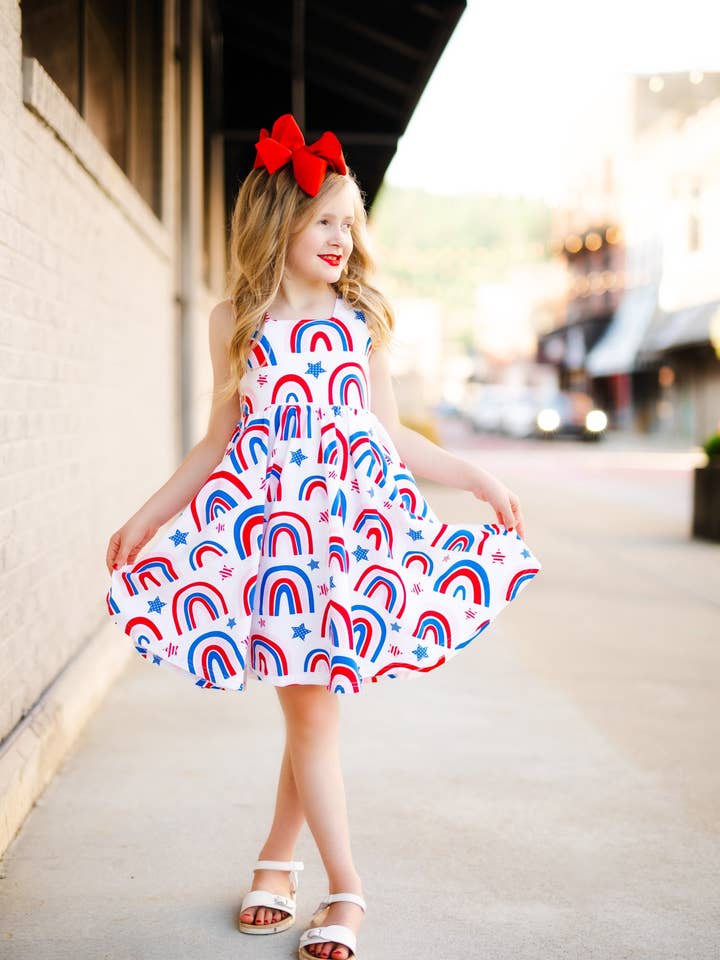 Robe en tricot à dos évasé Stars & Bows pour la vente par Posh Pickle