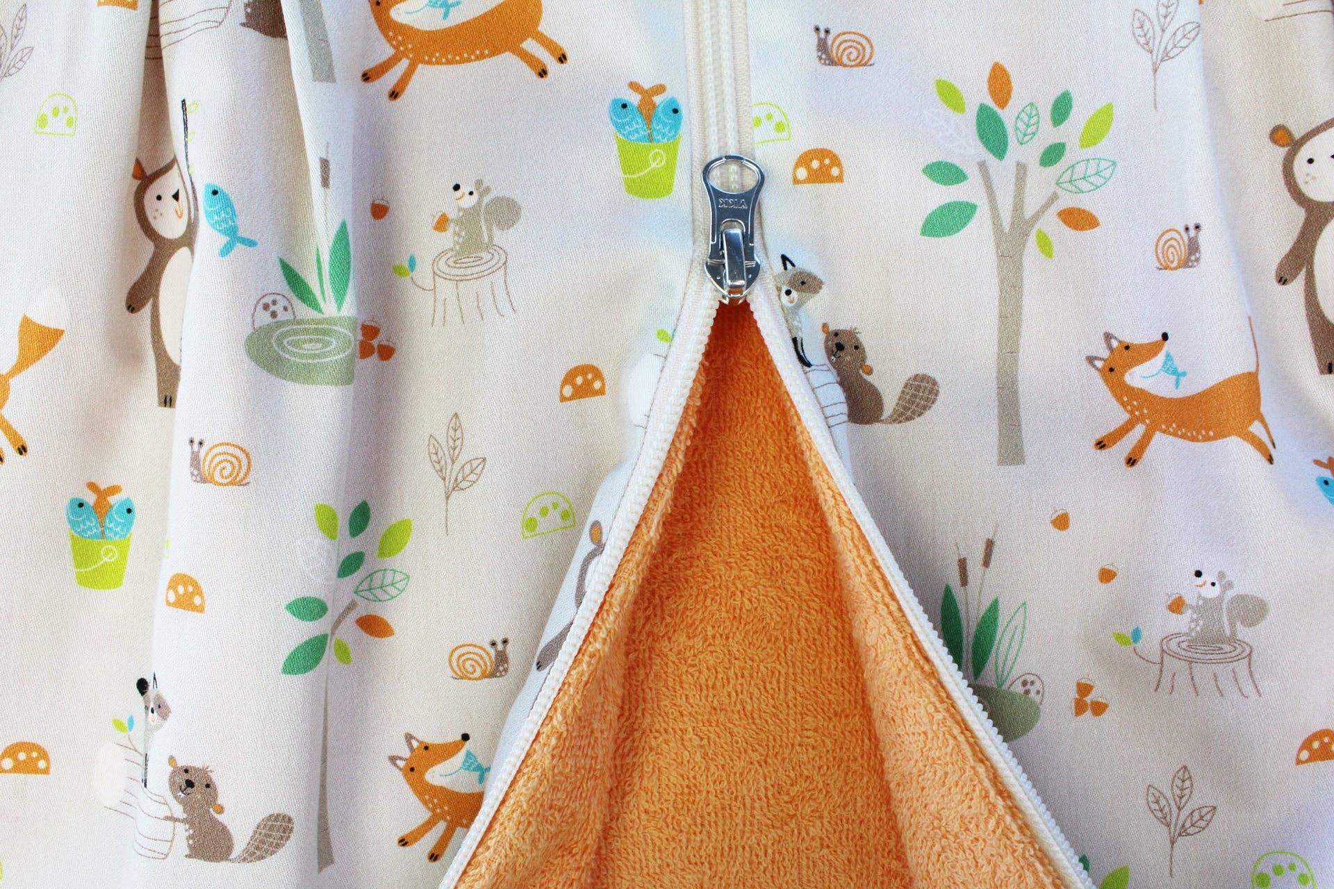 genuine Tavolinchen terry sleeping bag "Raccoon" for wholesale on Faire1