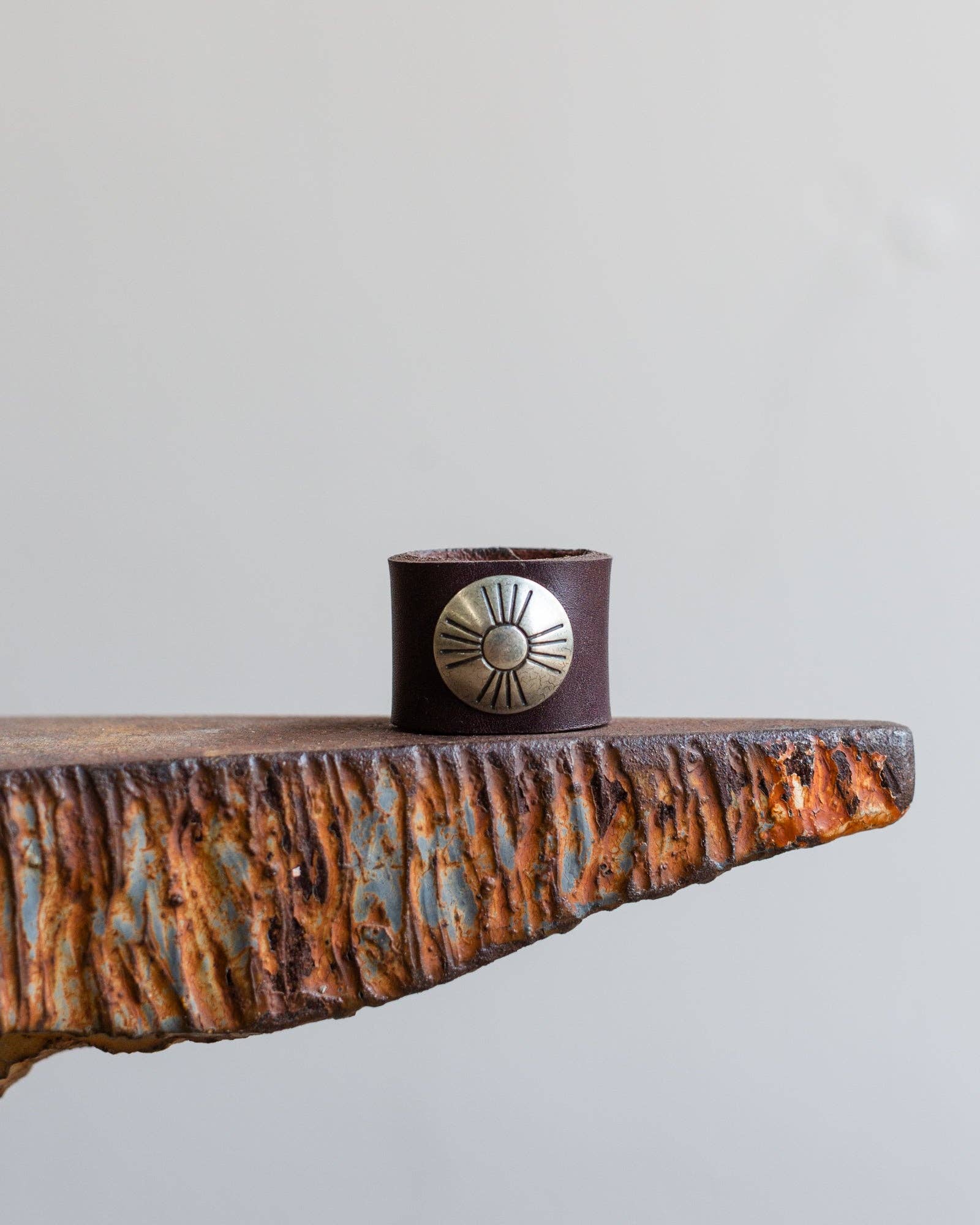 Crossbow Leather - Wholesale Scarf Clip - Women's - LEATHER SCARF SLIDE2