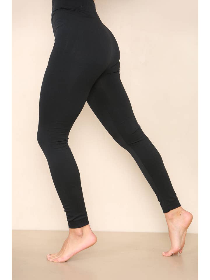 Kurt Muller - Wholesale Athletic/lounge leggings – Women's - Regular Sized Fleece Lined Leggings4