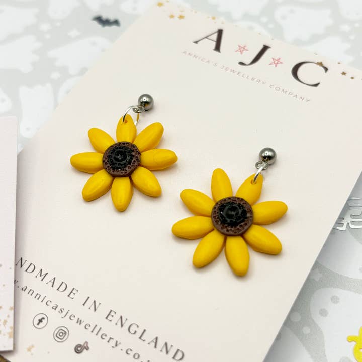 Annica’s Jewellery Co – wholesale Dangle earrings – Yellow Sunflowers