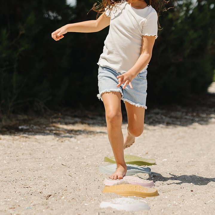 Marlowe & Co - Wholesale Stacking Rings Game - Baby - Balance Stepping Stones14