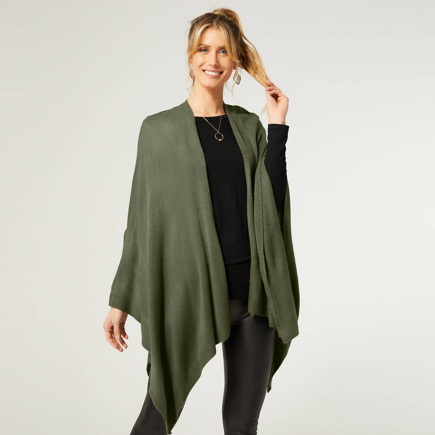 COCO + CARMEN - Wholesale Wrap - Women's - Kiara Lightweight Wrap0