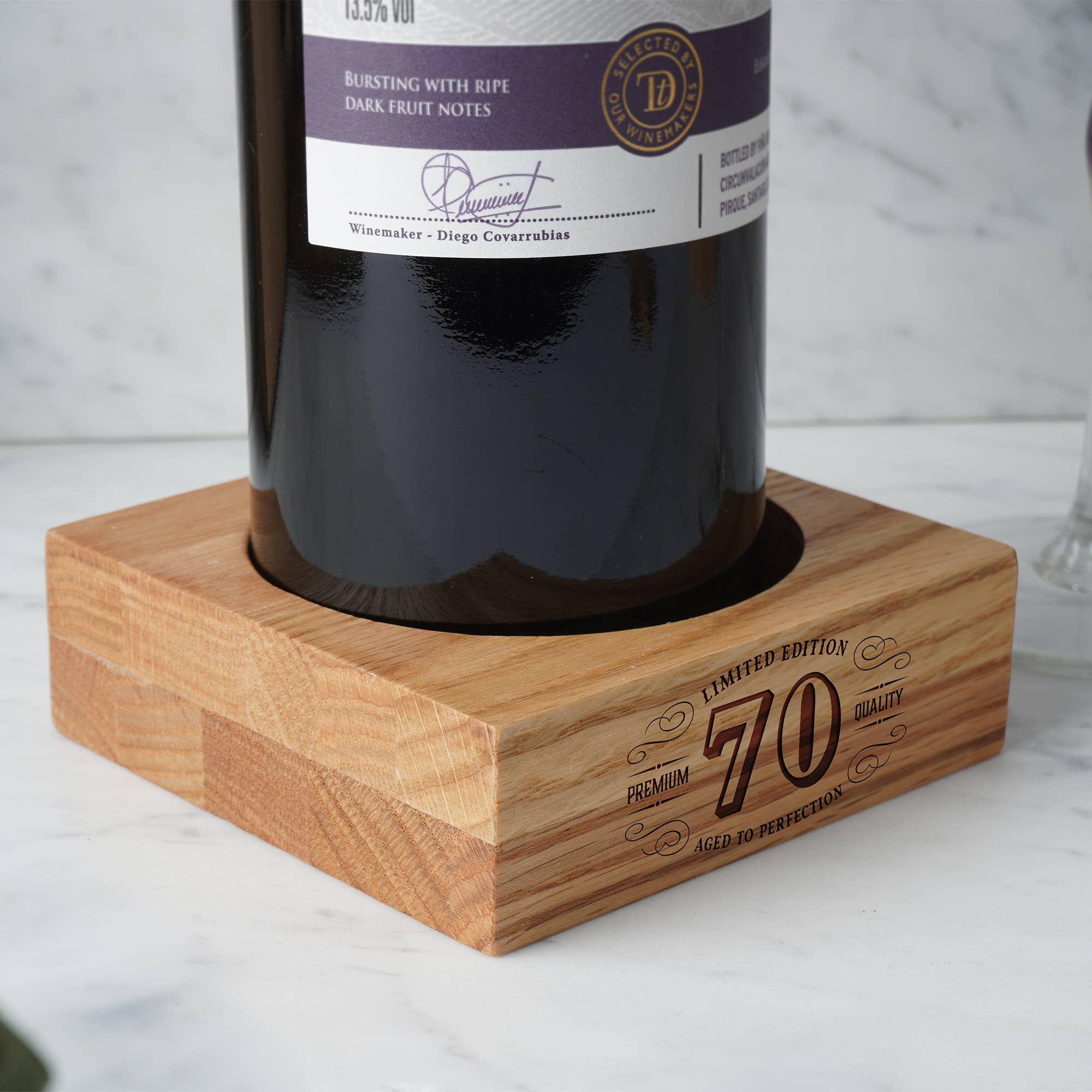 CGB Giftware – wholesale Bottle rack/holder – '70 - Limited Edition' Oak Wine Bottle Holder0