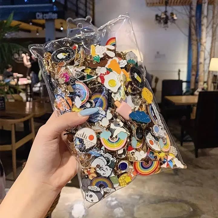 Magnifique Hearts - Wholesale Lapel Pin/Button - Random Whiskerful Pins : Masterpieces Purrfectly Punny Pins