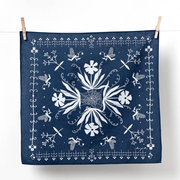 Bandana Haie - Fée, Floral, Imprimé Graphique & Cadeau pour la vente par Elana Gabrielle