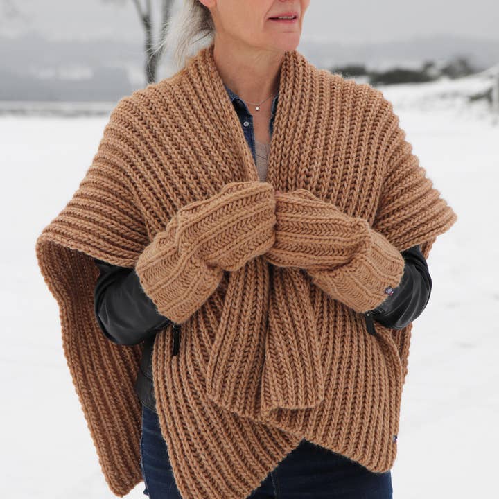 MAISON BONNEFOY - Wholesale Poncho - Women's - COLOMBE - Coarse-knit poncho1