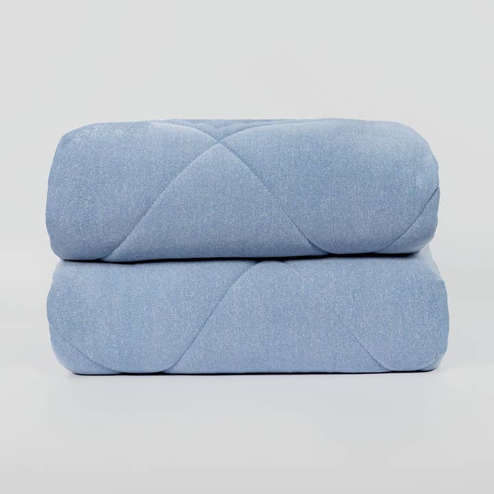 Blå Eris Blue Jersey Quilt för wholesale på Faire0