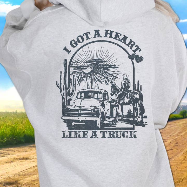 T-Shirt Or Sweatshirt Country Vintage Got A Heart Like A Tru for wholesale by STRONG N FREE CDN