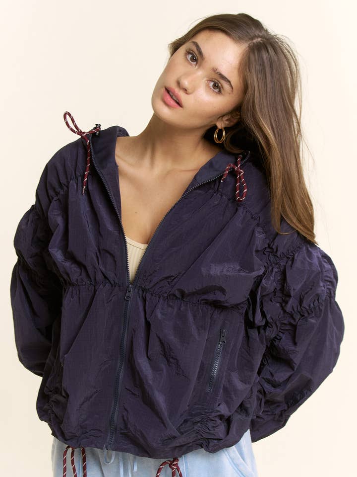 ***TAGLIA APERTA***SA10004J - Giacca a Vento Arricciata per la vendita all'ingrosso da parte di SPICE ALLEY