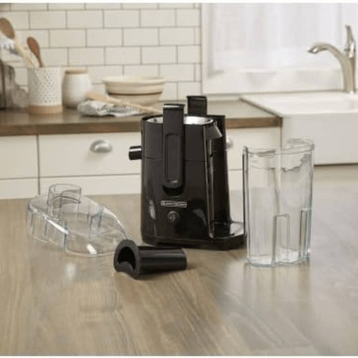 JupiterGear Home - Wholesale Kitchen Appliance - Black & Decker 400-Watt Fruit Juice Extractor
