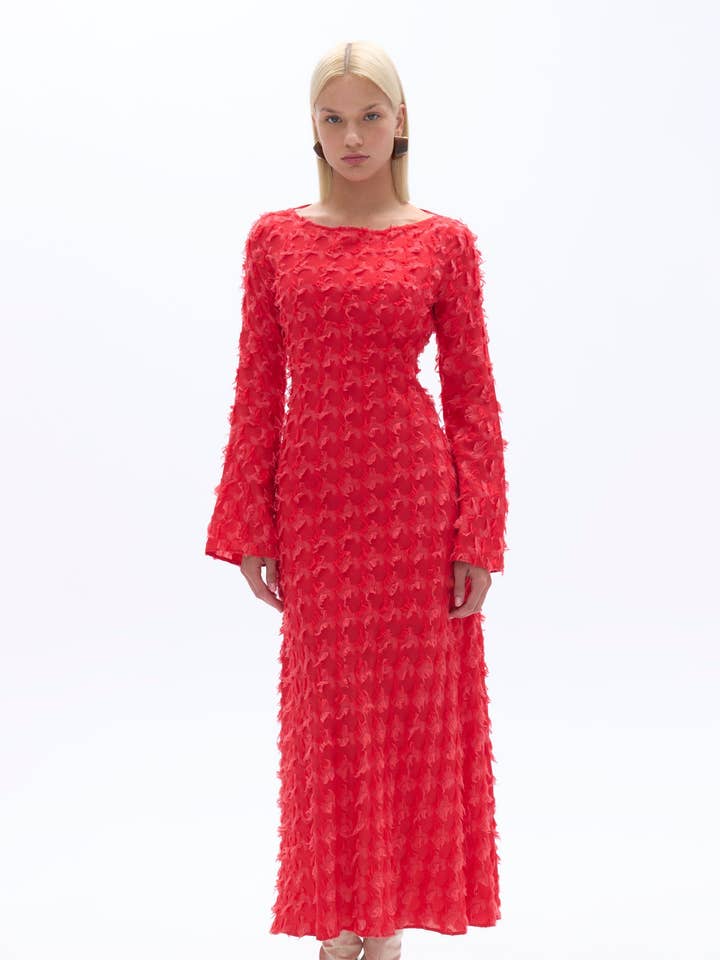 Robe longue dos nu à manches longues pour la vente par NOCTURNE