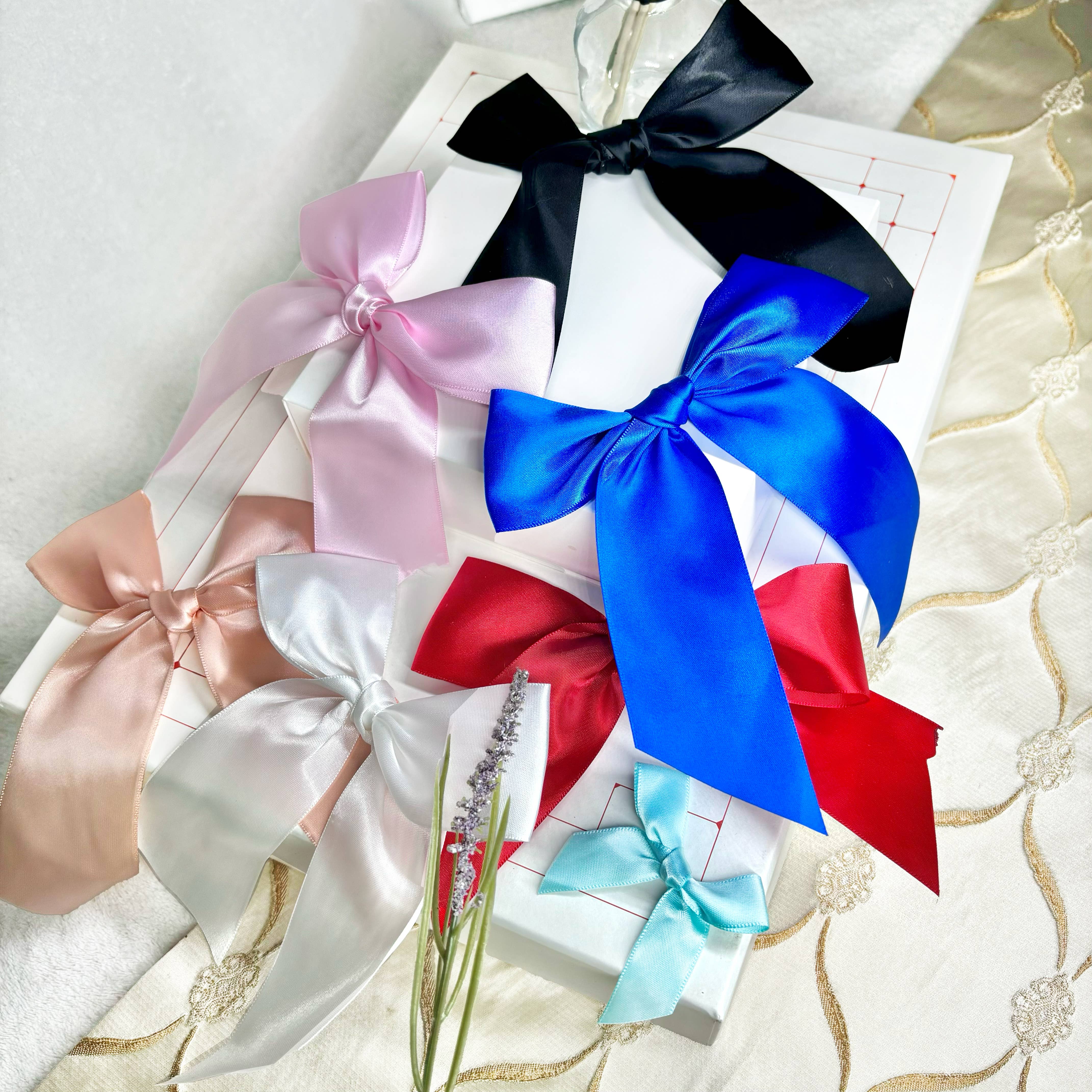 ByHome - Wholesale Bow - Gift Wrapping - 5pcs, 6x7.5" large shiny polyester pre-tied ribbon bow5