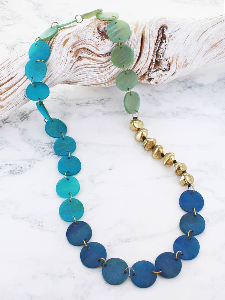 BN6501B HORN DISC NECKLACE WITH GOLD NUGGETS for wholesale by Suzie Blue