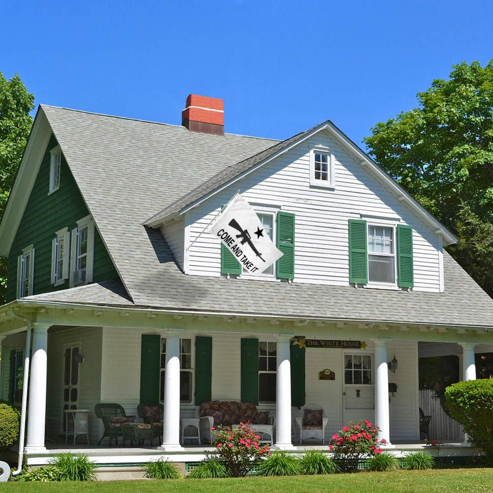 Flags Importer - Venta al por mayor Bandera y manga de viento - Bandera "Ven y tómalo" (Rifle Blanco) 3x5ft Poliéster2