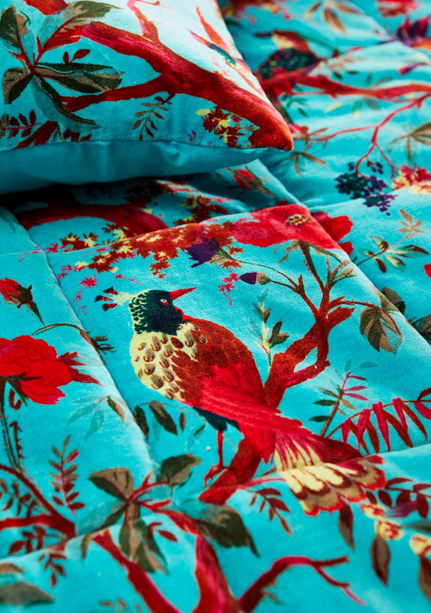 Namaste - Wholesale Quilt - Bird Of Paradise Velvet Quilt - 4 Colour Options1