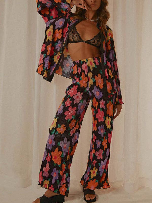 NERO Set di due pezzi con camicia e pantaloni plissettati con stampa floreale in vendita all'ingrosso su Faire