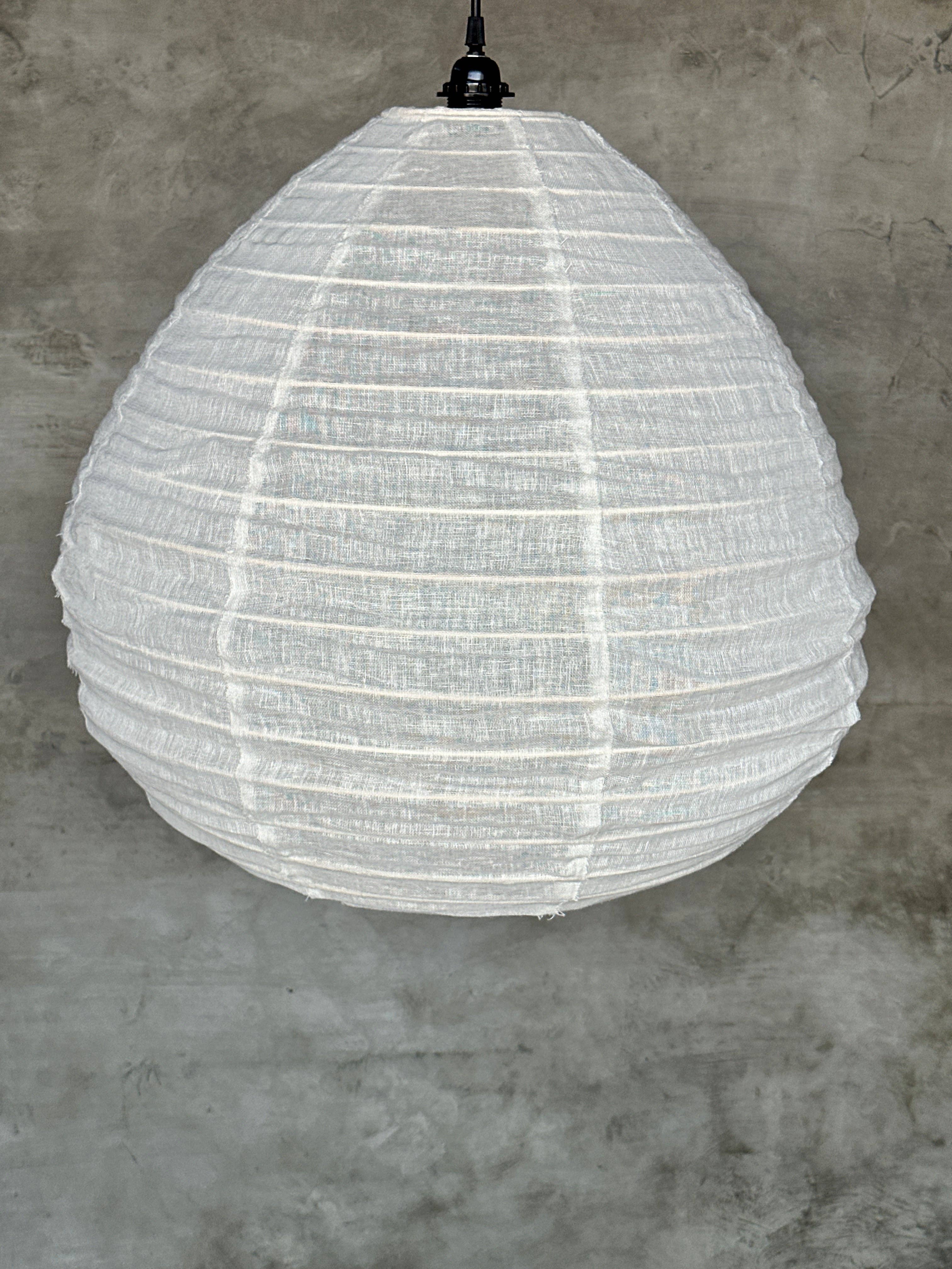 Office Objets - Wholesale Chandelier/Hanging Light - Large Japanese-style pendant light in natural rattan and linen, drop-shaped H55 D6013