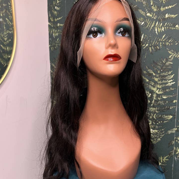 Nwanyies - Wholesale Hair Extensions - Kim - natural lace front wig wavy Brazilian hair