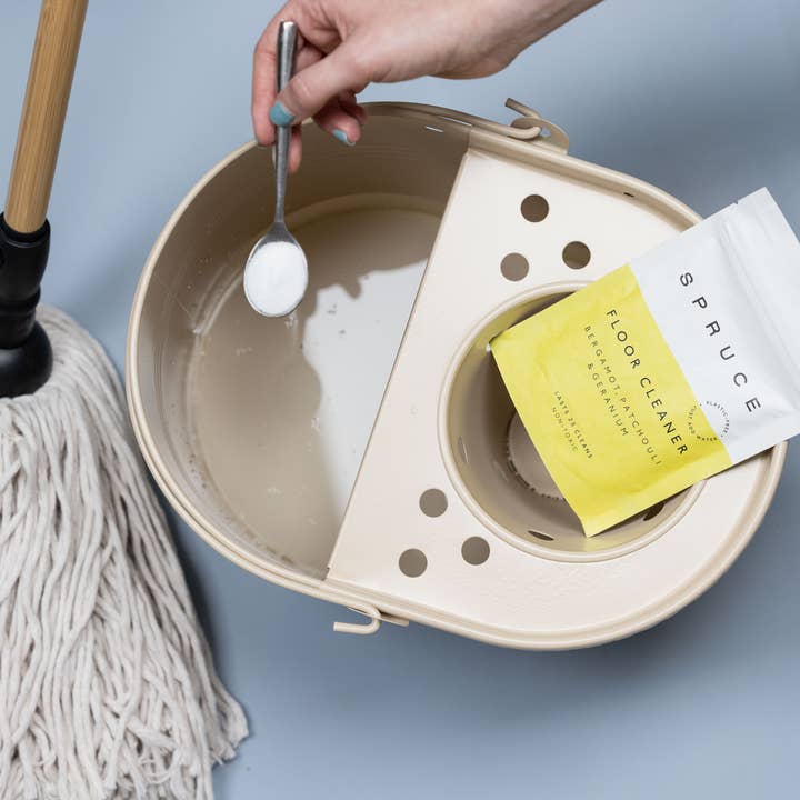 Spruce - Vendita all'ingrosso Detergenti per pavimenti - Concentrato per pulizia pavimenti Spruce2