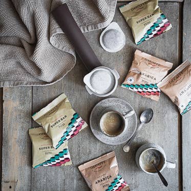 Italvi srl - Wholesale Coffee pods - Cremoso Ese pods 44 mm 1