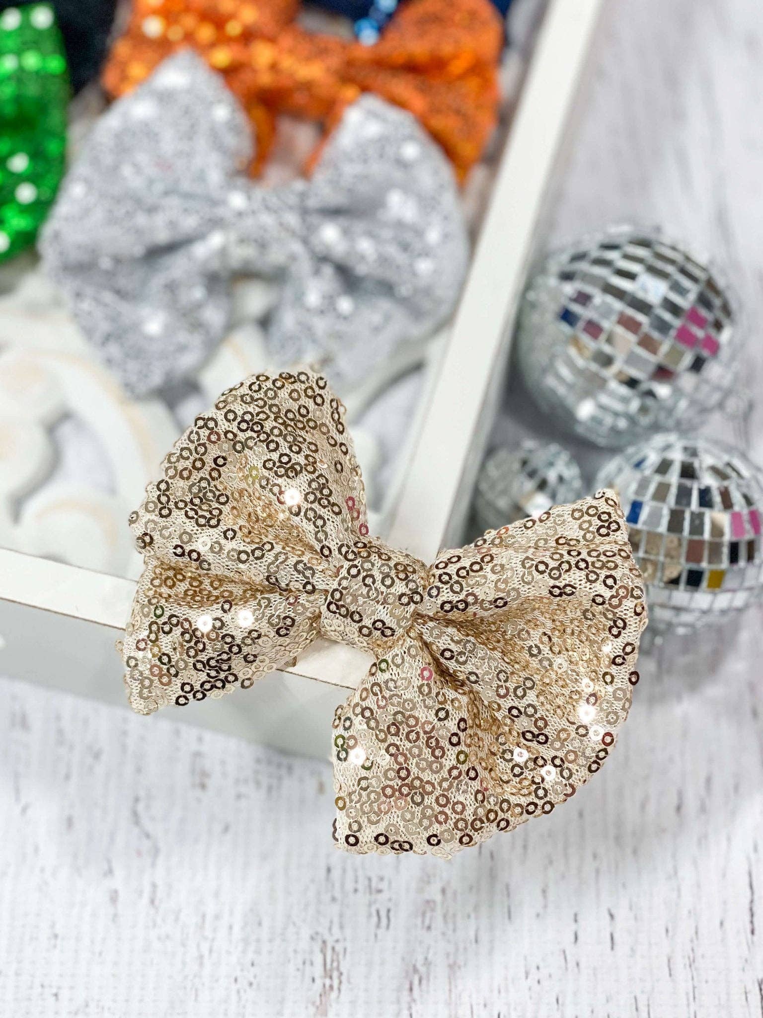 The Hair Bow Company - Wholesale Hair Bow - Kids - Sequin Hair Bow - Alligator Clip - 4"7