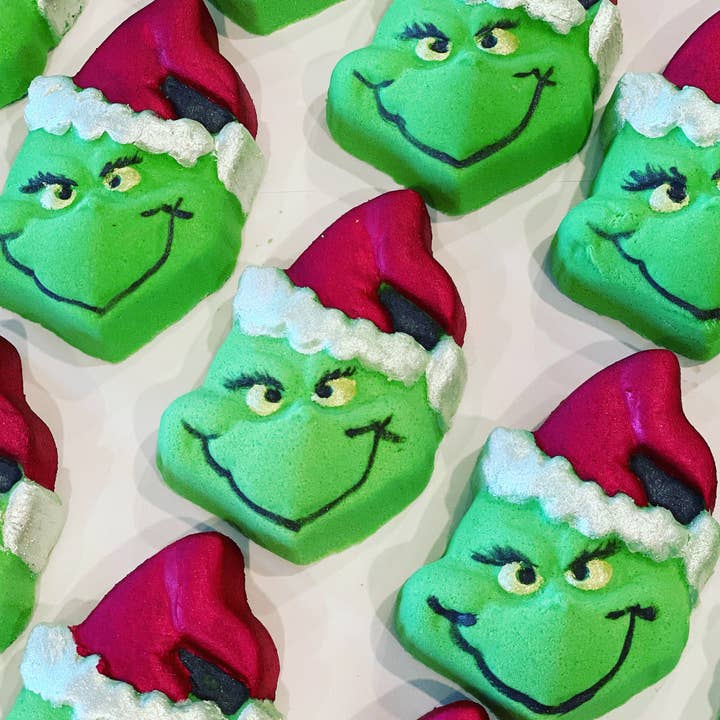 Green Christmas Bath Bomb  for wholesale by Beauty By PharmD