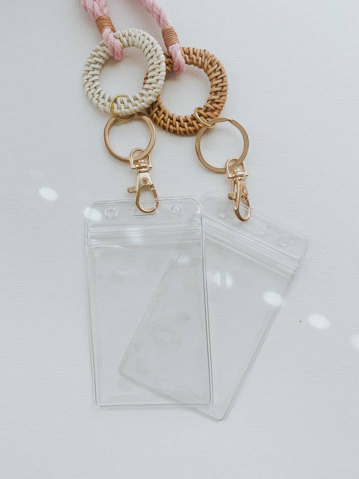 Etichette identificative trasparenti per cordini in rattan e bobine per badge identificativi per la vendita all'ingrosso da parte di DayCrafter