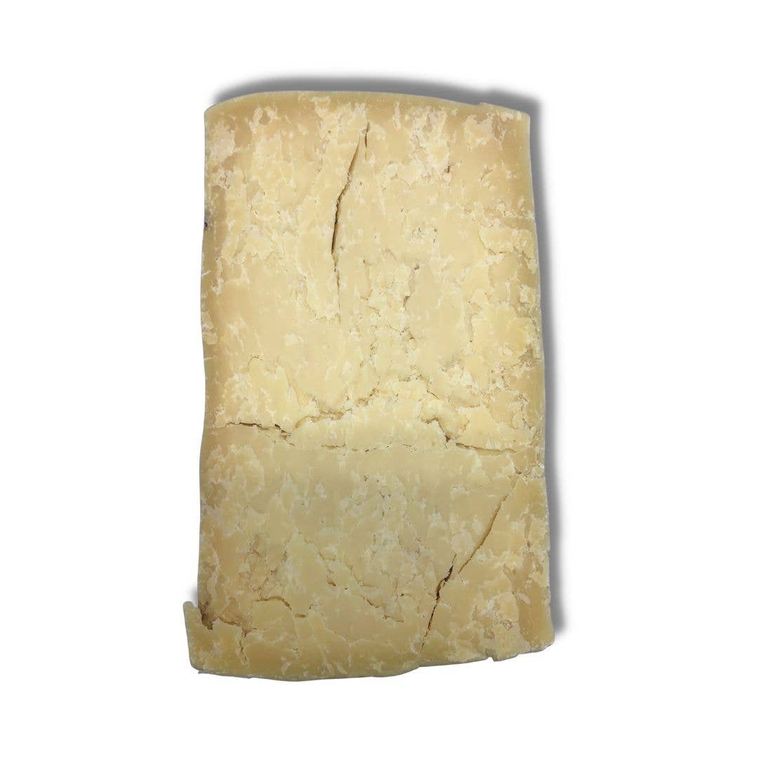 Muranda Cheese - Wholesale Cheese - Aged British Cheddar1