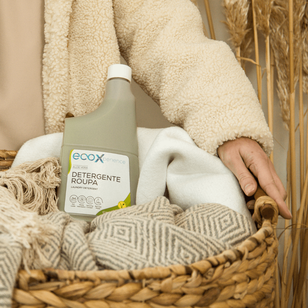 Ecoxperience - Wholesale Laundry Detergent Powder/Pods - Aloe Vera Laundry Detergent 0.85L3