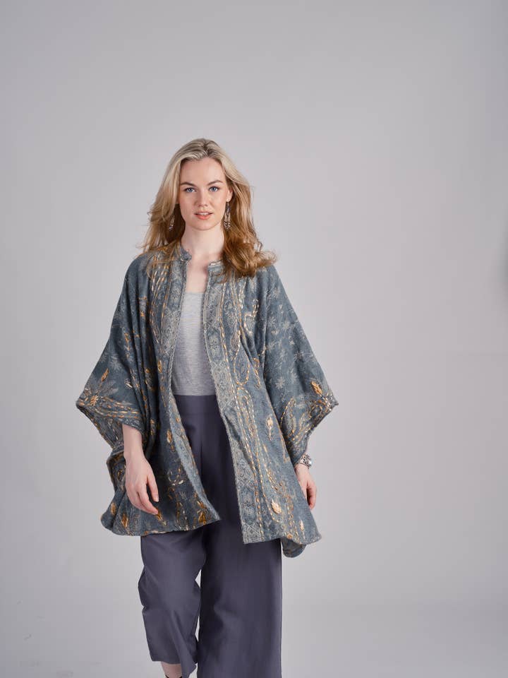 Windhorse Trading Inc - Wholesale Poncho - Women's - Paisley Embroidered Poncho. VP111