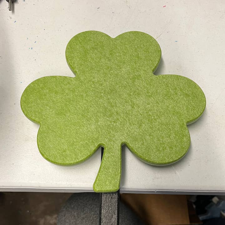 Piquet de jardin en polyéthylène Shamrock pour la vente par Tom The Turner