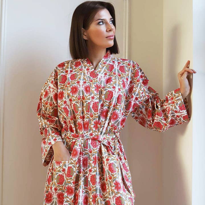 Biggie Best – wholesale Robe – Women's – LRG PRINT RED FLORAL GOWN(W)
