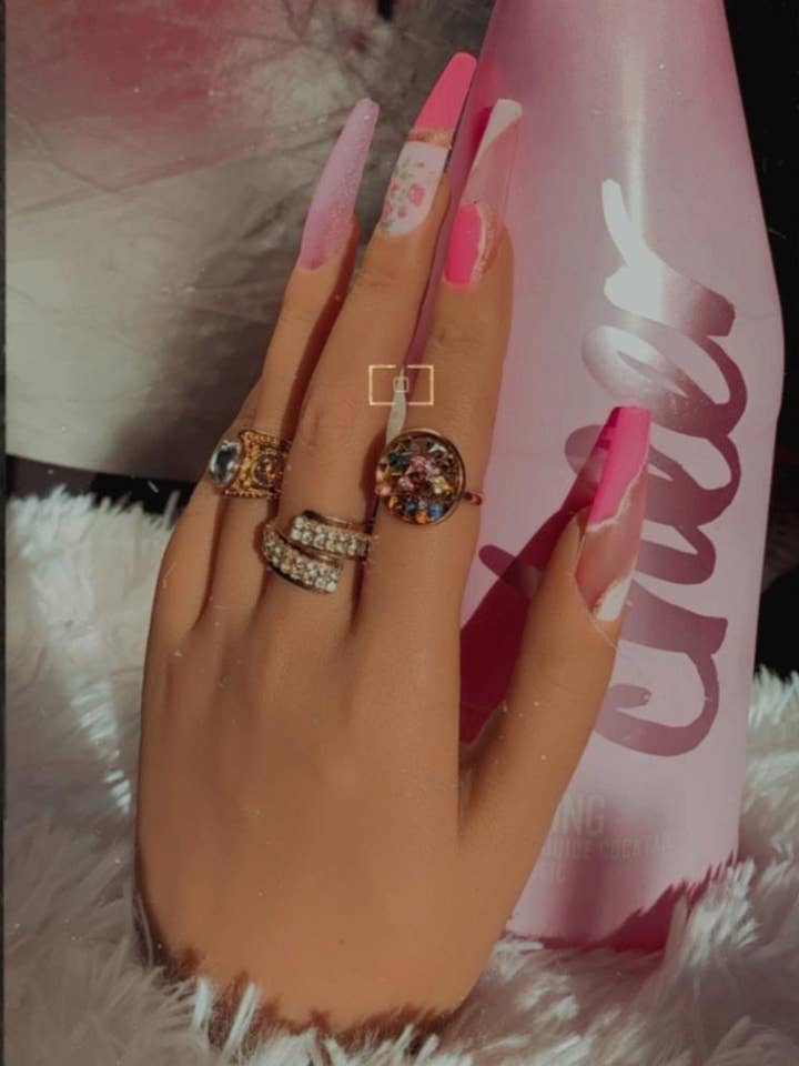 Roze Fancy | XXL voor wholesale door PRESSEDONCLASSY