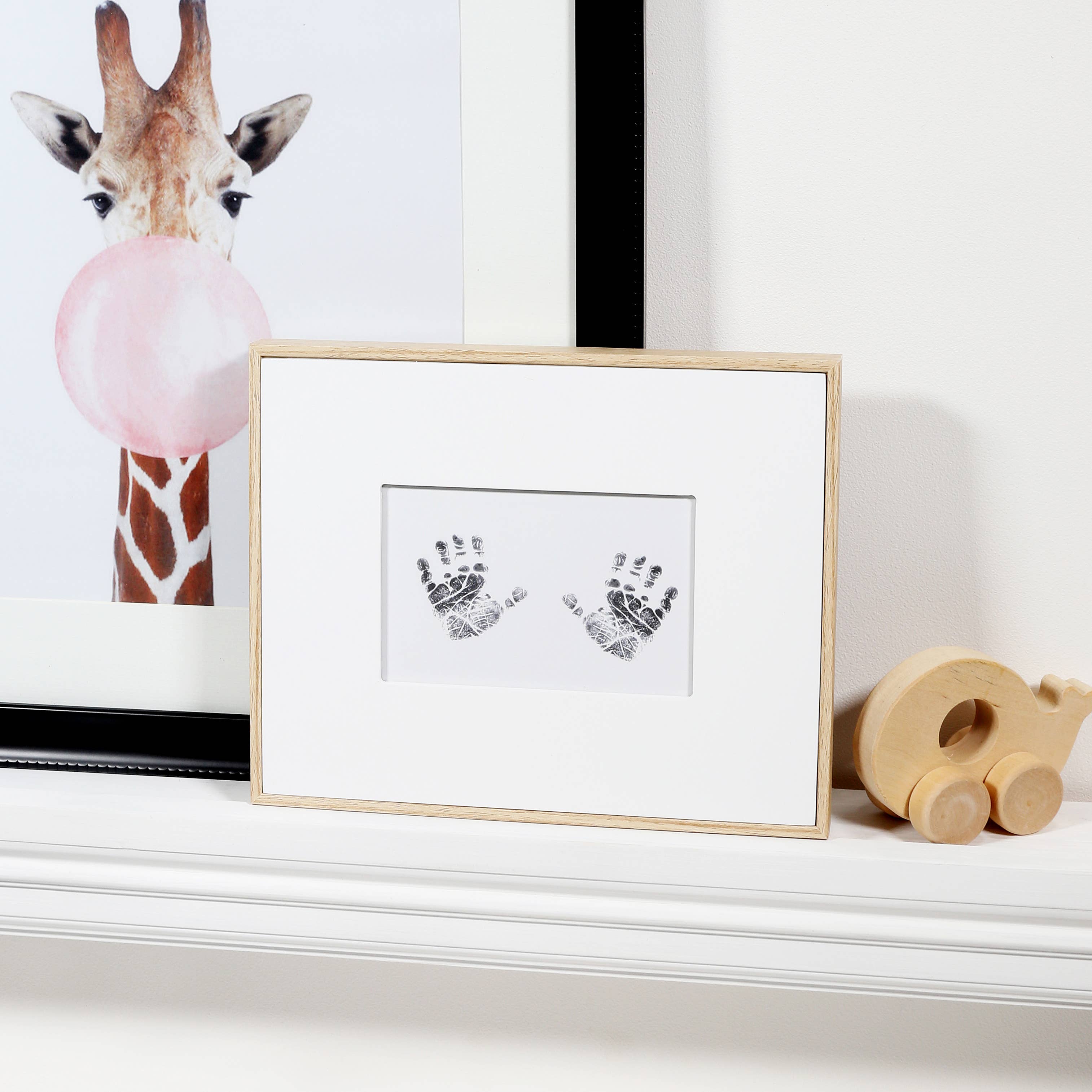 HELLO BOO – wholesale Hand & footprint kit – Child & baby – New Baby Inkless Hand & Footprint Kit Luxury Gift Boxed1