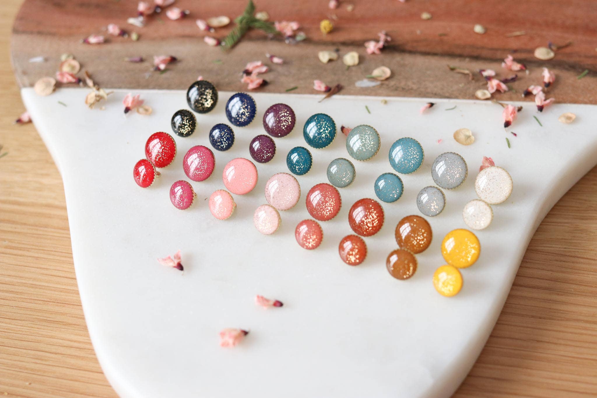 Lise Tailor - Vendita all'ingrosso Bottone a pressione/da cucire - Bottoni a forma di stivaletto con paillettes dorate13