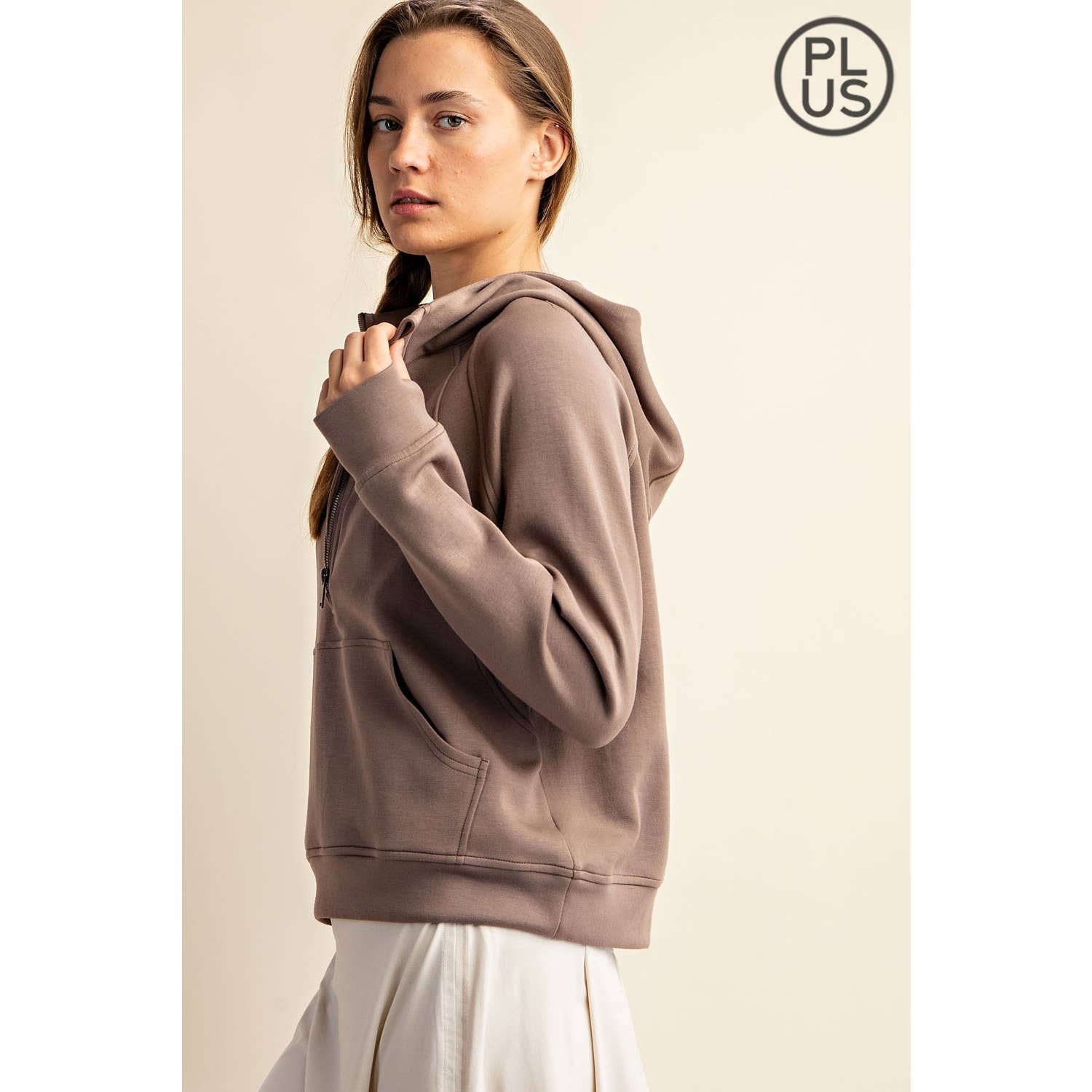 Rae Mode - Vente Veste de sport – femme - VESTE À CAPUCHE QUART DE ZIP EN SCUBA MODAL GRANDE TAILLE41