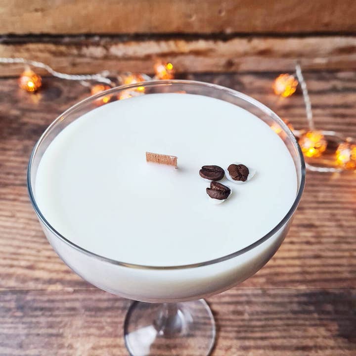 Afewhometruths - Wholesale Novelty Candle - Vegan Handmade Espresso Martini Scented Cocktail Candle