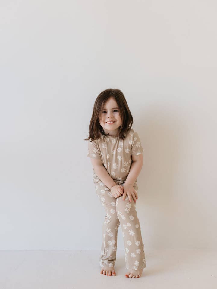 Forever French Baby - Wholesale Lounge Set - Kids - Toddler Short Sleeve Bamboo Lounge Set | Lazy Daisy2