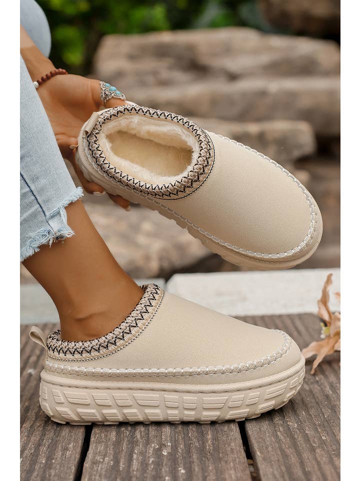 Aapparella - Wholesale Slippers - Women's -  Contrast Stitch Detail Suede PU Plush Slippers | US7-103