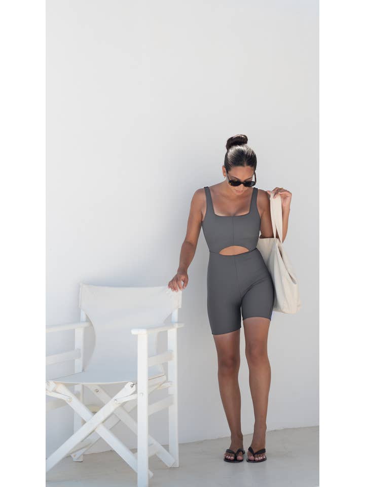 Swanky Jump. in Stone for wholesale on Faire2