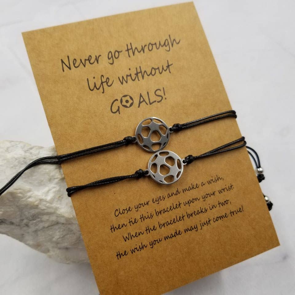 The Pretty Jewellery - Wholesale Charm/Dangle Bracelet - Sports Soccer Charm Bracelet - Set Of 20