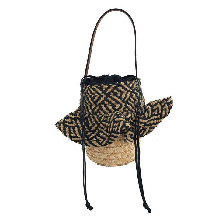 Bicolor strooien buckettas met leren hengsel voor wholesale door BE.