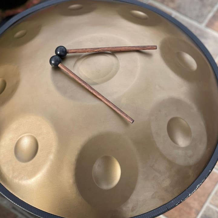 Tambor de Mano de Acero Celestial: Instrumento de Meditación y Sanación Sonora para venta al por mayor de NadaYoga