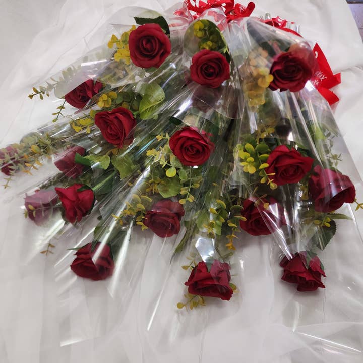 Realistic Artificial Flowers - Wholesale Artificial Flowers - Gift Wrapped, Single, Real Touch, Red Rose - Realistic Artificial Flowers
