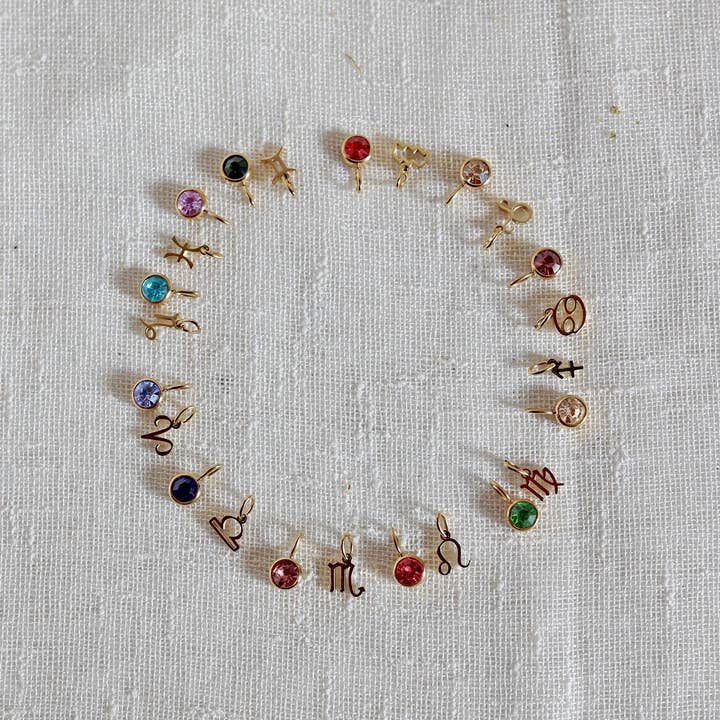 Visée Bijoux - Wholesale Pendant/Charm Necklace - Astro sign necklace and colored stone – My Identity14