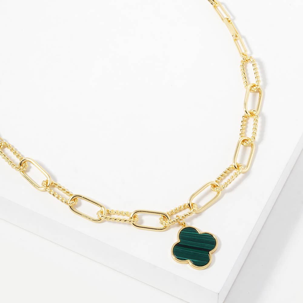 Sensibling Corp. - Wholesale Pendant/Charm Necklace - Gold Dipped Mother of Pearl Quatrefoil Pendant Necklace
9