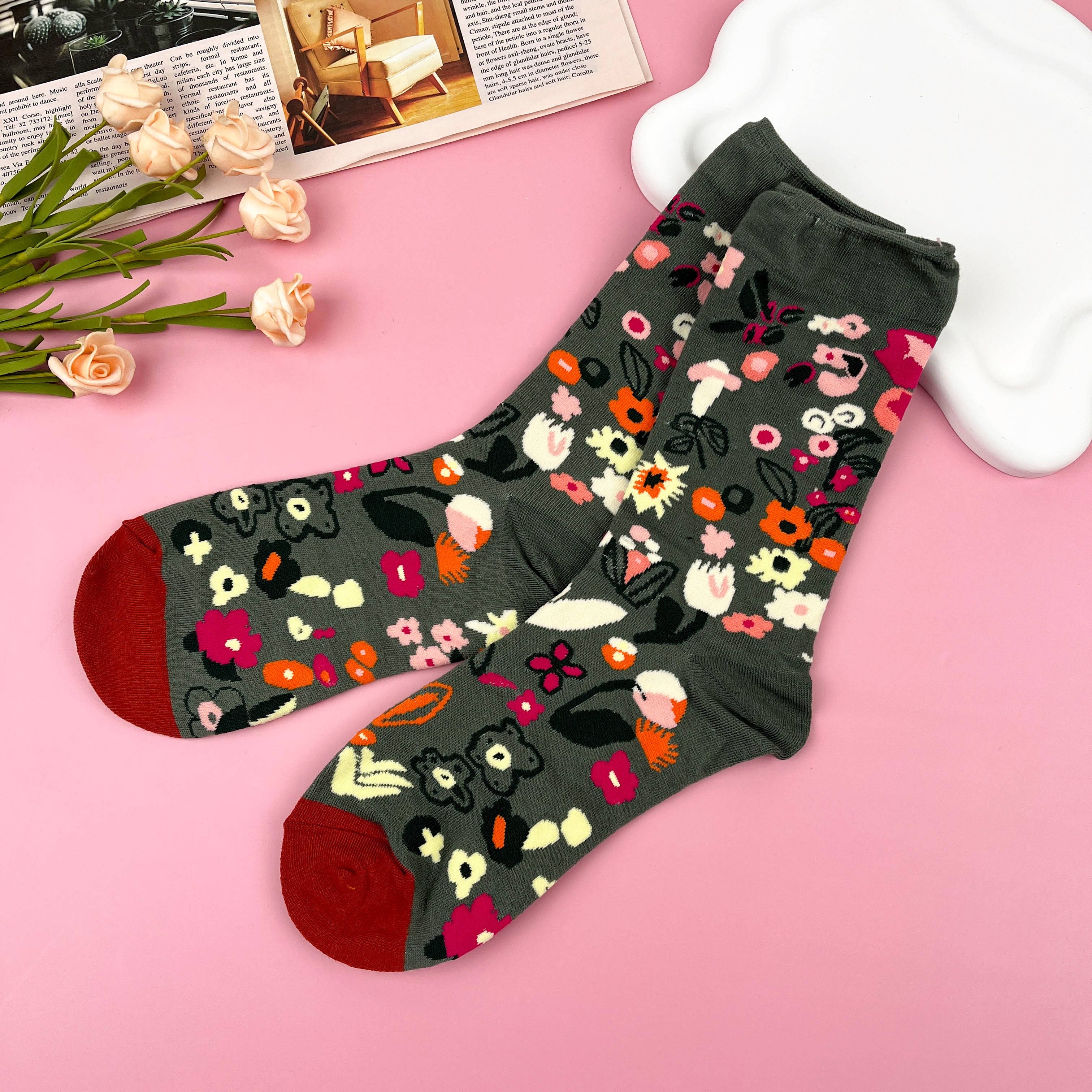 mildstyles – Großhandel Socken – Damen – Modische Vintage-Socken mit Blumenmuster in der Mitte der Wade8