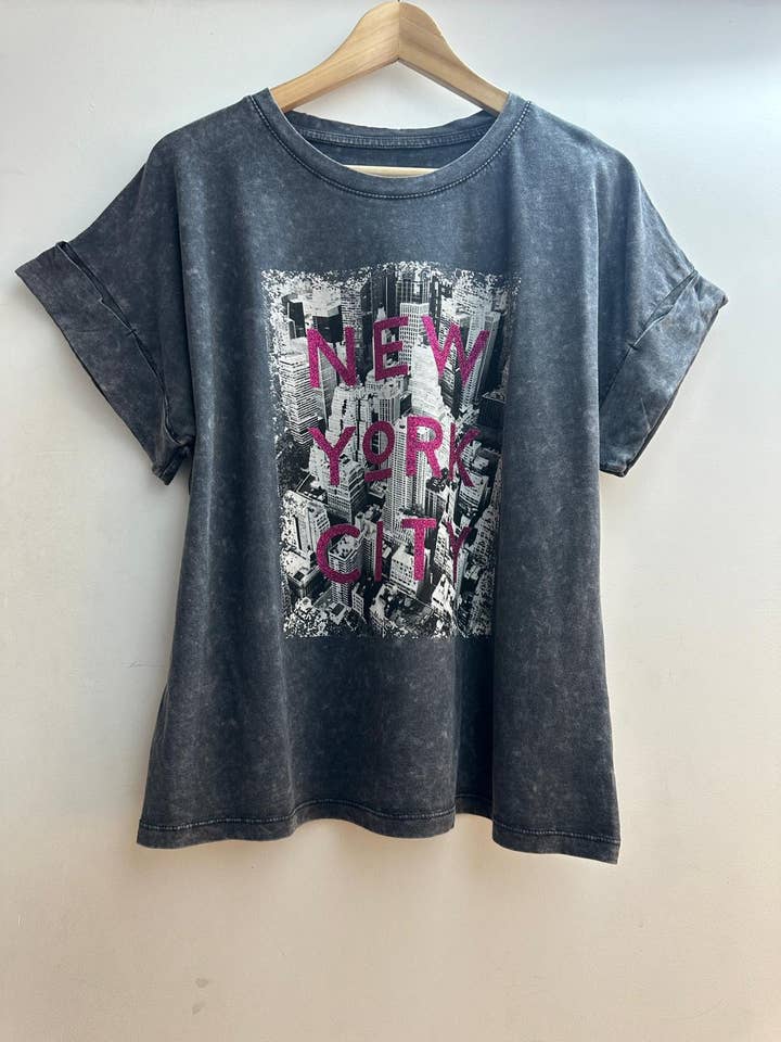 16471 Bedrucktes, verwaschenes T-Shirt für den Großhandel von LORIANE