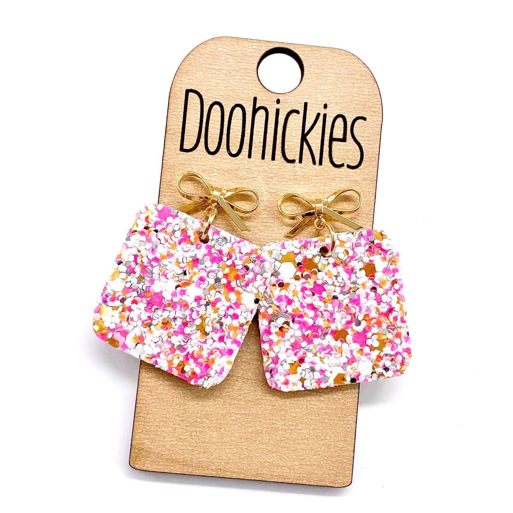 Doohickies – Großhandel Ohrhänger – 5 cm Schimmer & Glanz Geschenk-Ohrringe - Geburtstags-Ohrringe2